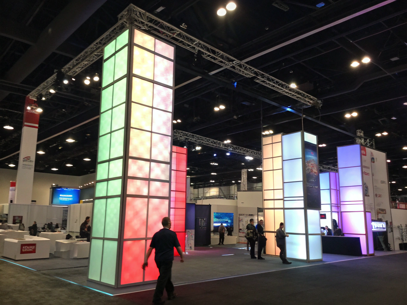 How Iconic Displays Elevate Your Science Fair Board